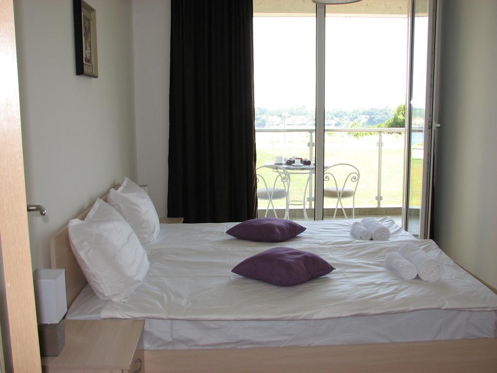 Two-Bedroom Apartment Donika Tsarevo Bagian luar foto