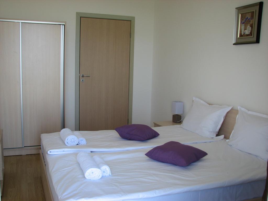 Two-Bedroom Apartment Donika Tsarevo Bagian luar foto